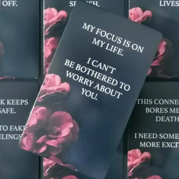 Dark Confessions - oracle cards - NWT - Picture 3 of 3